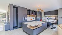6 Bedroom Property for Sale in The Islands Estates North West